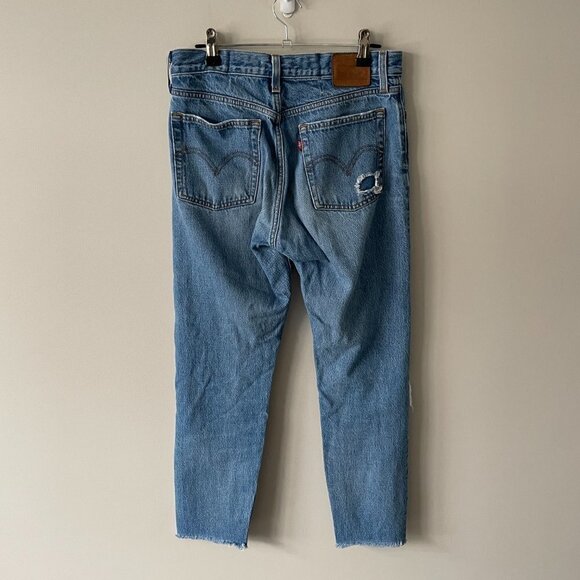 LEVI'S Wedgie Icon High Rise Denim Cropped Frayed Hem Jeans Athens Hera Blue 27 - Picture 3 of 13